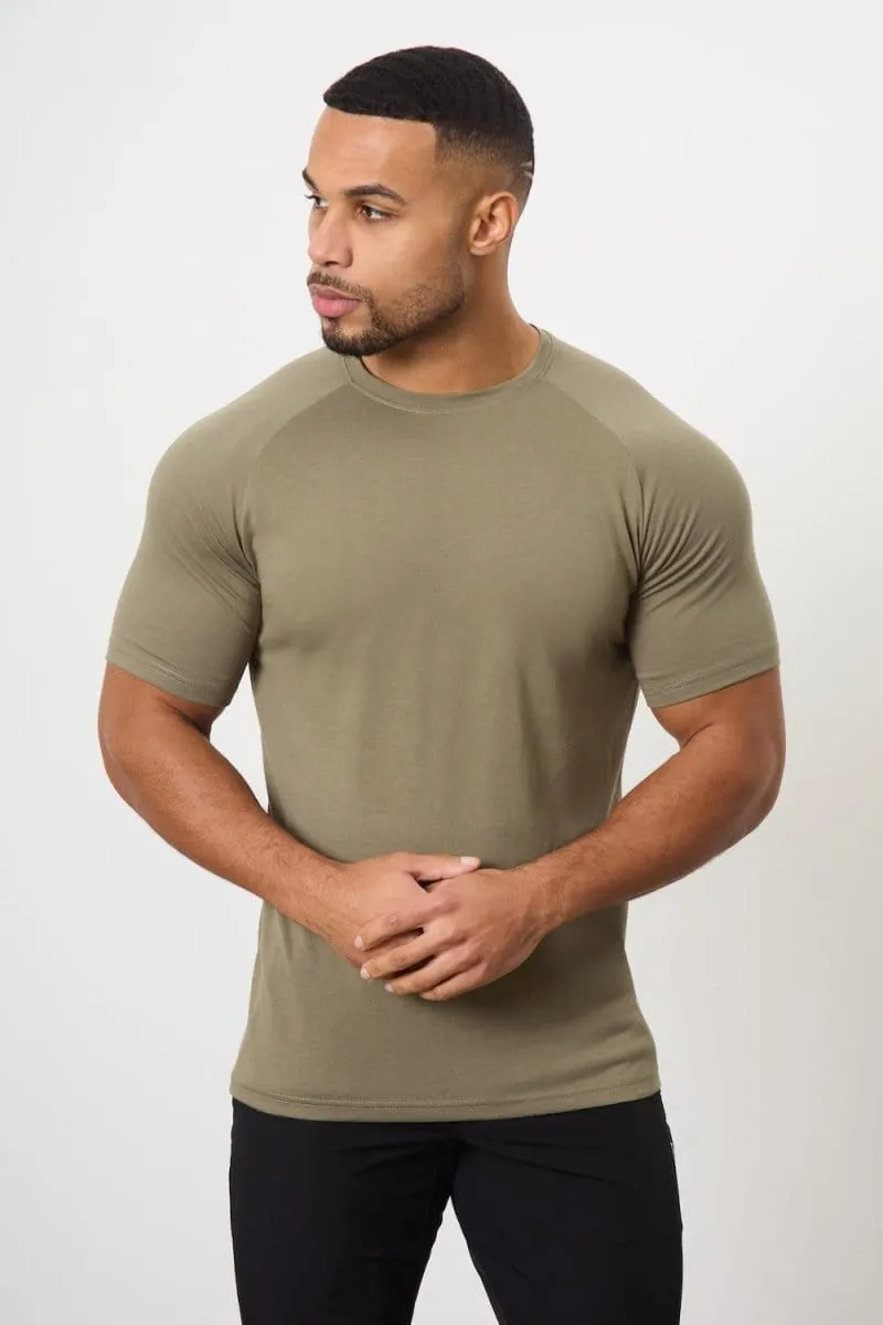 7 Pack Essential Training Top in Black/ Charcoal/ Sand/ Navy/ Slate Blue/ Khaki/ White