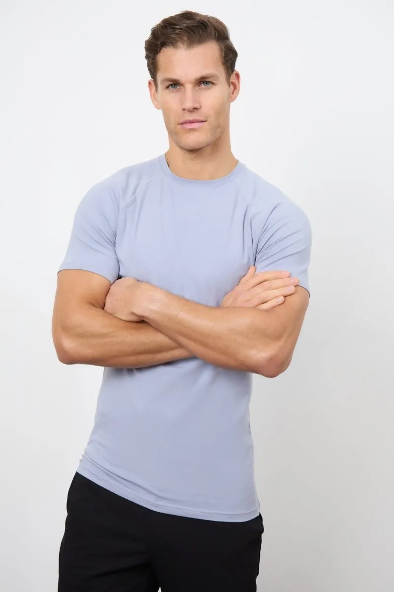 Athletic Fit Crew Neck T-Shirt in Lilac