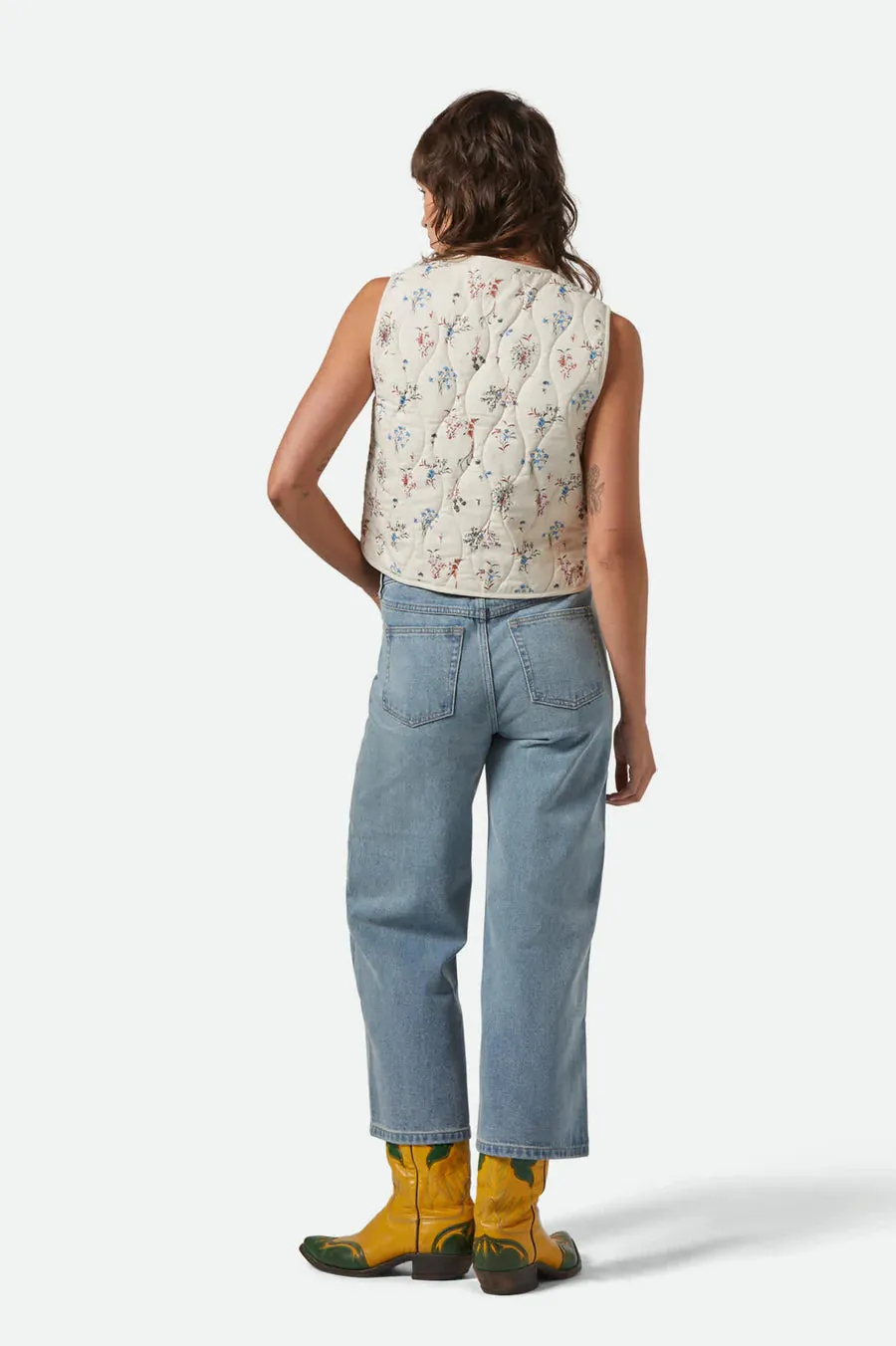 BRIXTON - GILET MATELASSÉ FIELD FLORAL - BLANC/NOISETTE/DISTY FLORAL - PÉ25