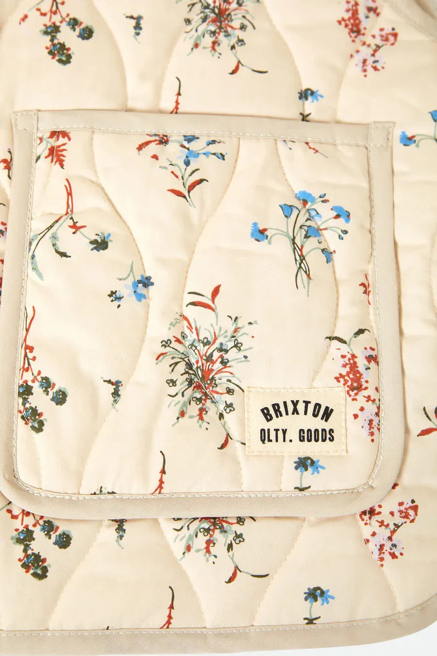 BRIXTON - GILET MATELASSÉ FIELD FLORAL - BLANC/NOISETTE/DISTY FLORAL - PÉ25