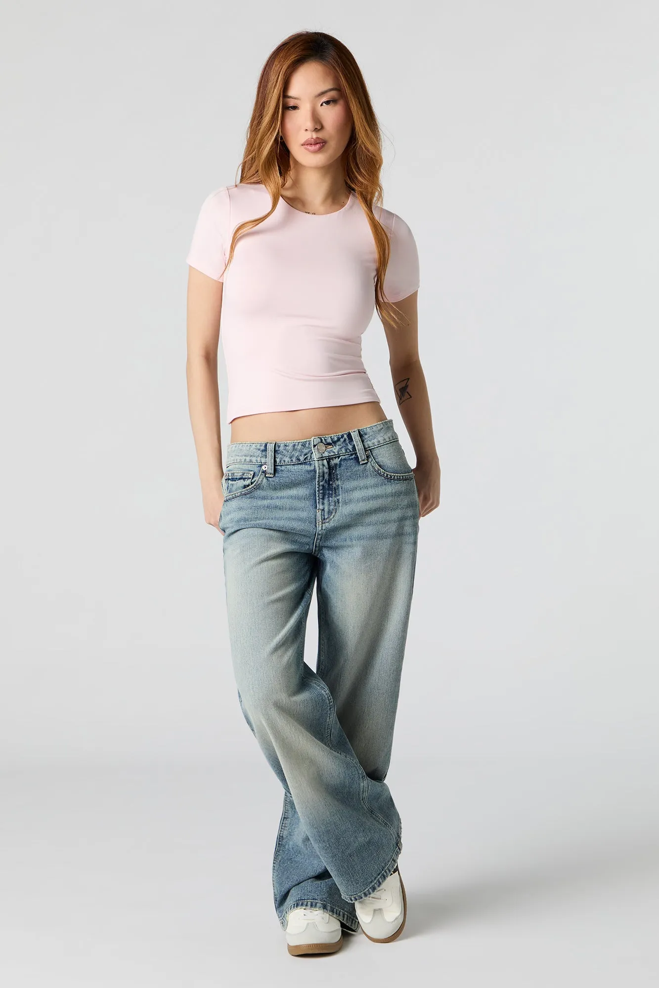 Contour Round Neck T-Shirt
