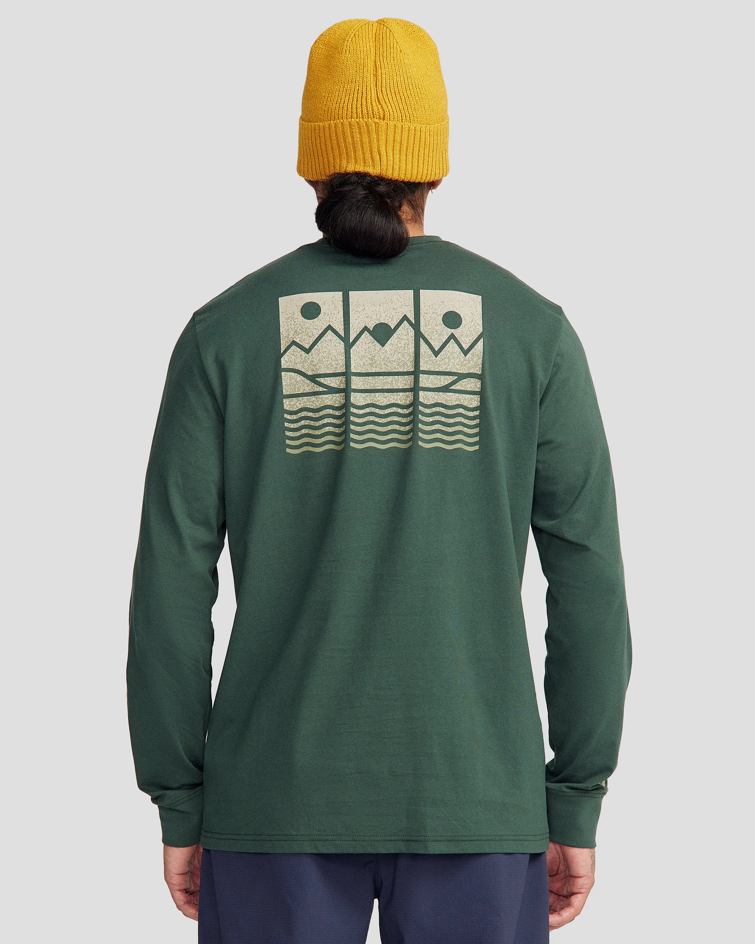 Men's Mountain Triptych Organic Cotton Long Sleeve T-shirt - Deep Forest