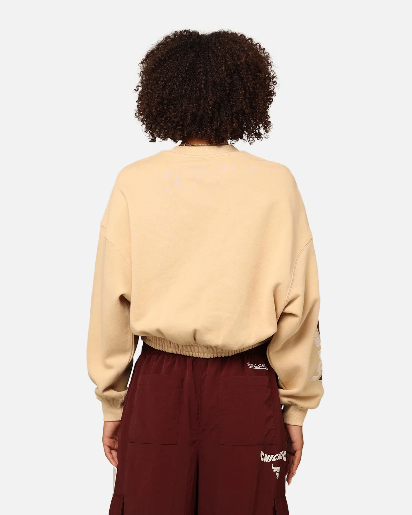 Mitchell & Ness Women's Los Angeles Raiders Dazed Cropped Crewneck Warm Sand