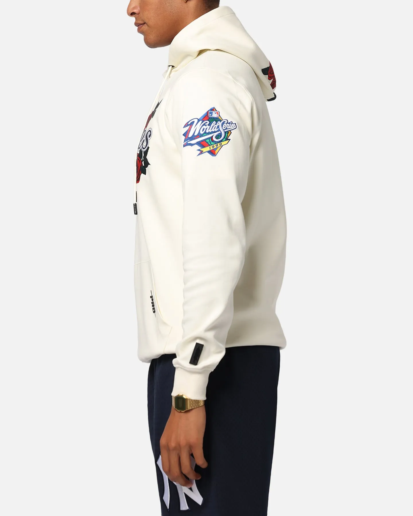 Pro Standard New York Yankees Roses Pullover Hoodie Eggshell