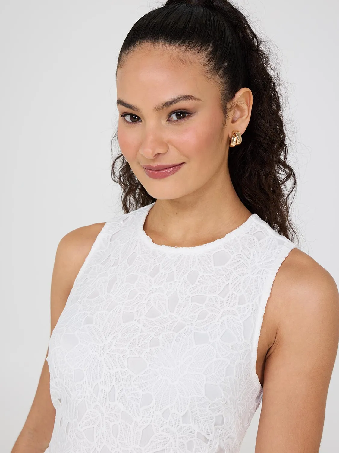 Sleeveless Lace Sheath Dress