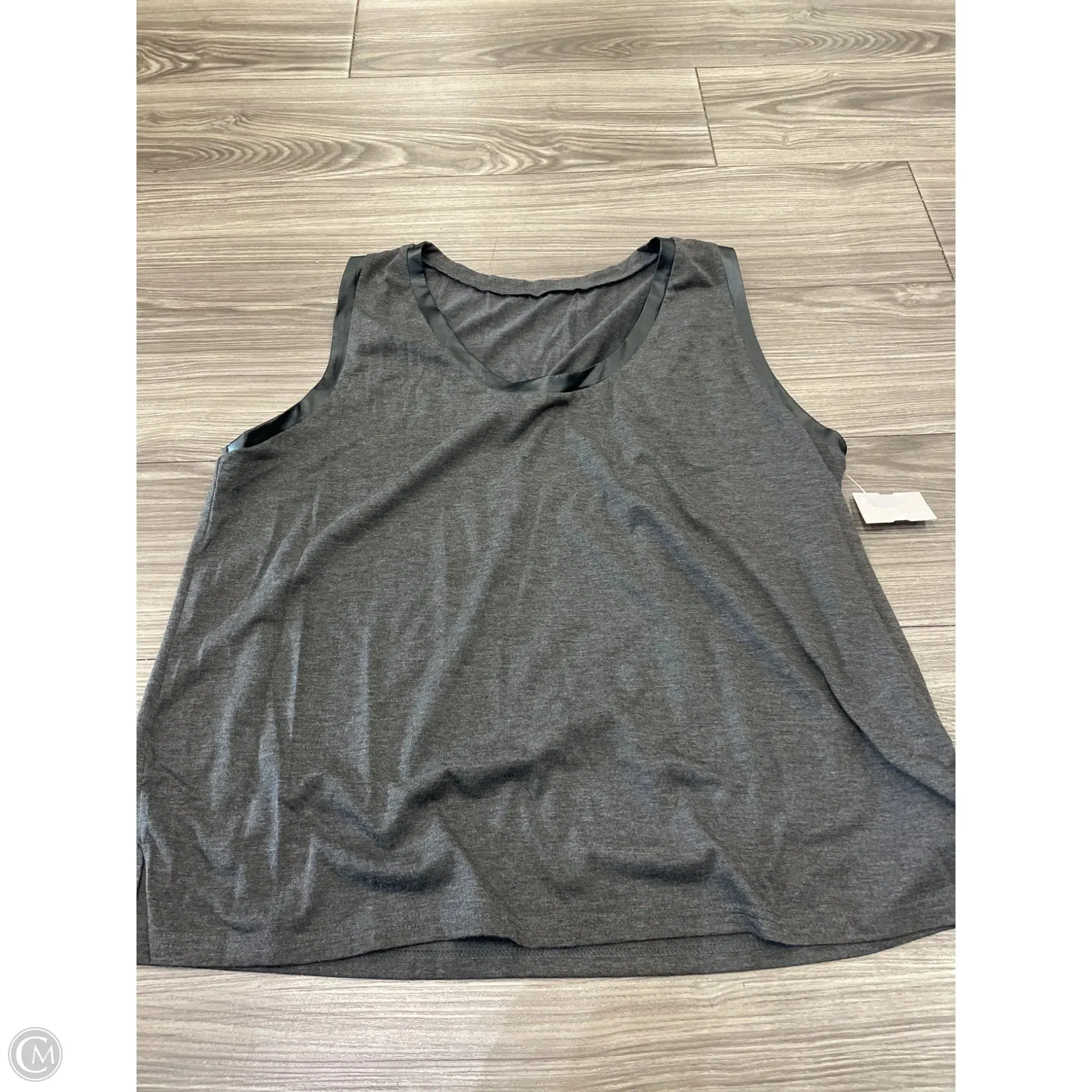 Tank Top By Clothes Mentor In Grey, Size: 2x